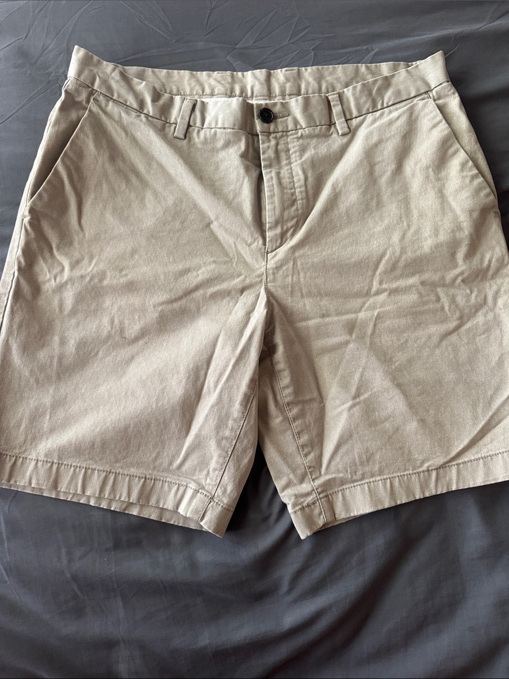 Michael Kors Men's Flat Front Chino Shorts in Khaki